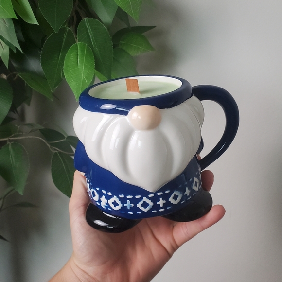 Christmas Gnome Shaped Ceramic Mint Coffee Bean Soy Wax Candle Hand Poured - Picture 1 of 10